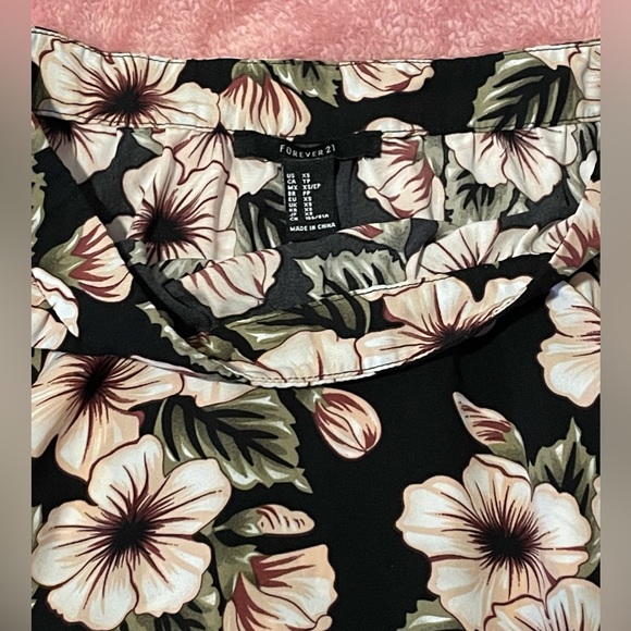 Floral Mini Skirt - Picture 4 of 5